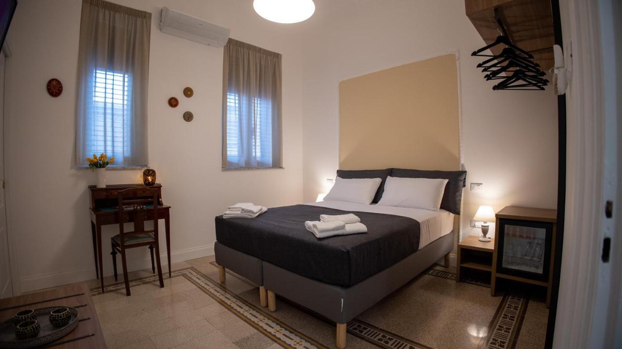 Petrarca Suite Палермо Экстерьер фото